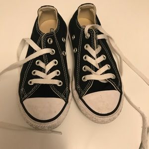 Kids converse